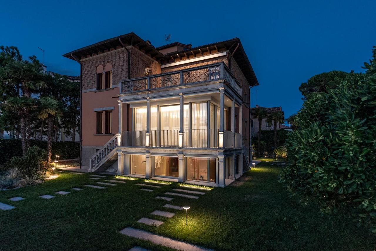 Ca' Delle Contesse - Villa On Lagoon With Private Dock And Spectacular View Lido di Venezia Exterior foto