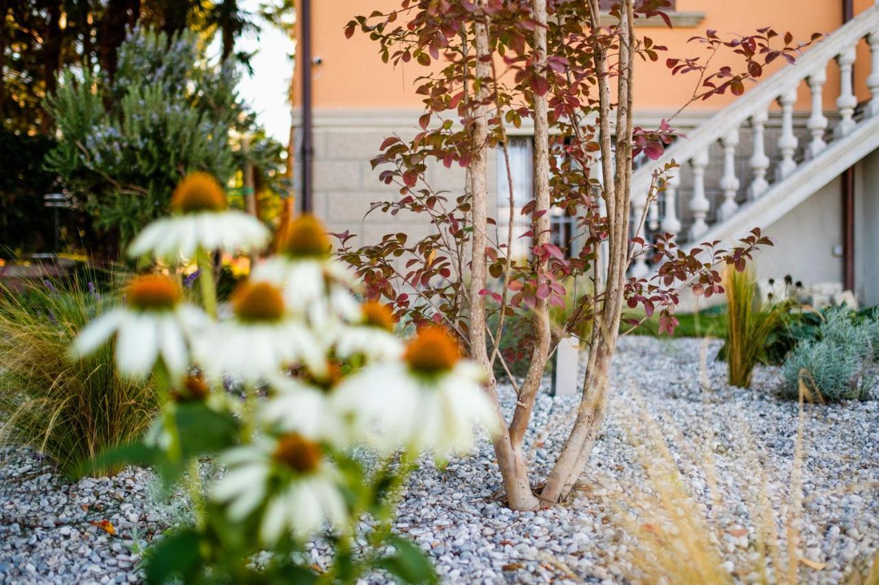 Ca' Delle Contesse - Villa On Lagoon With Private Dock And Spectacular View Lido di Venezia Exterior foto
