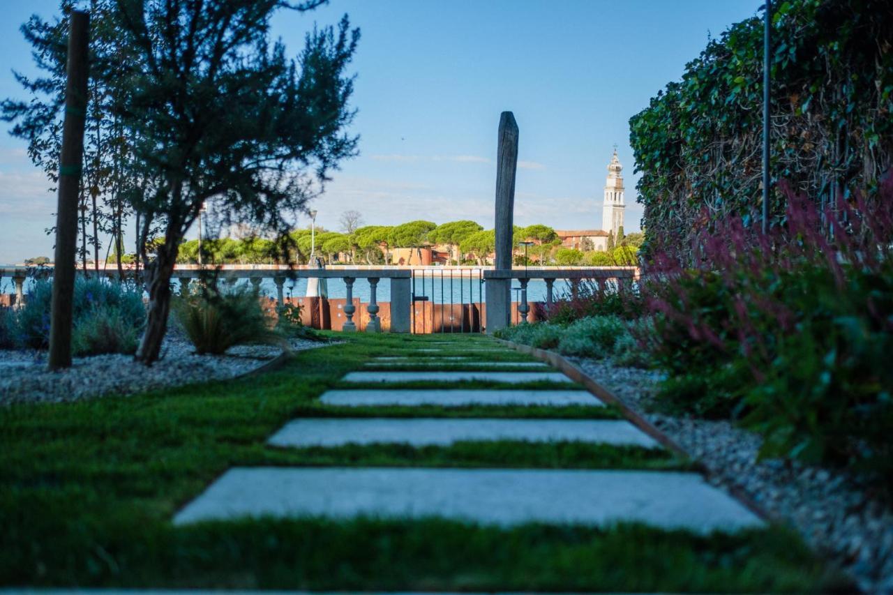 Ca' Delle Contesse - Villa On Lagoon With Private Dock And Spectacular View Lido di Venezia Exterior foto