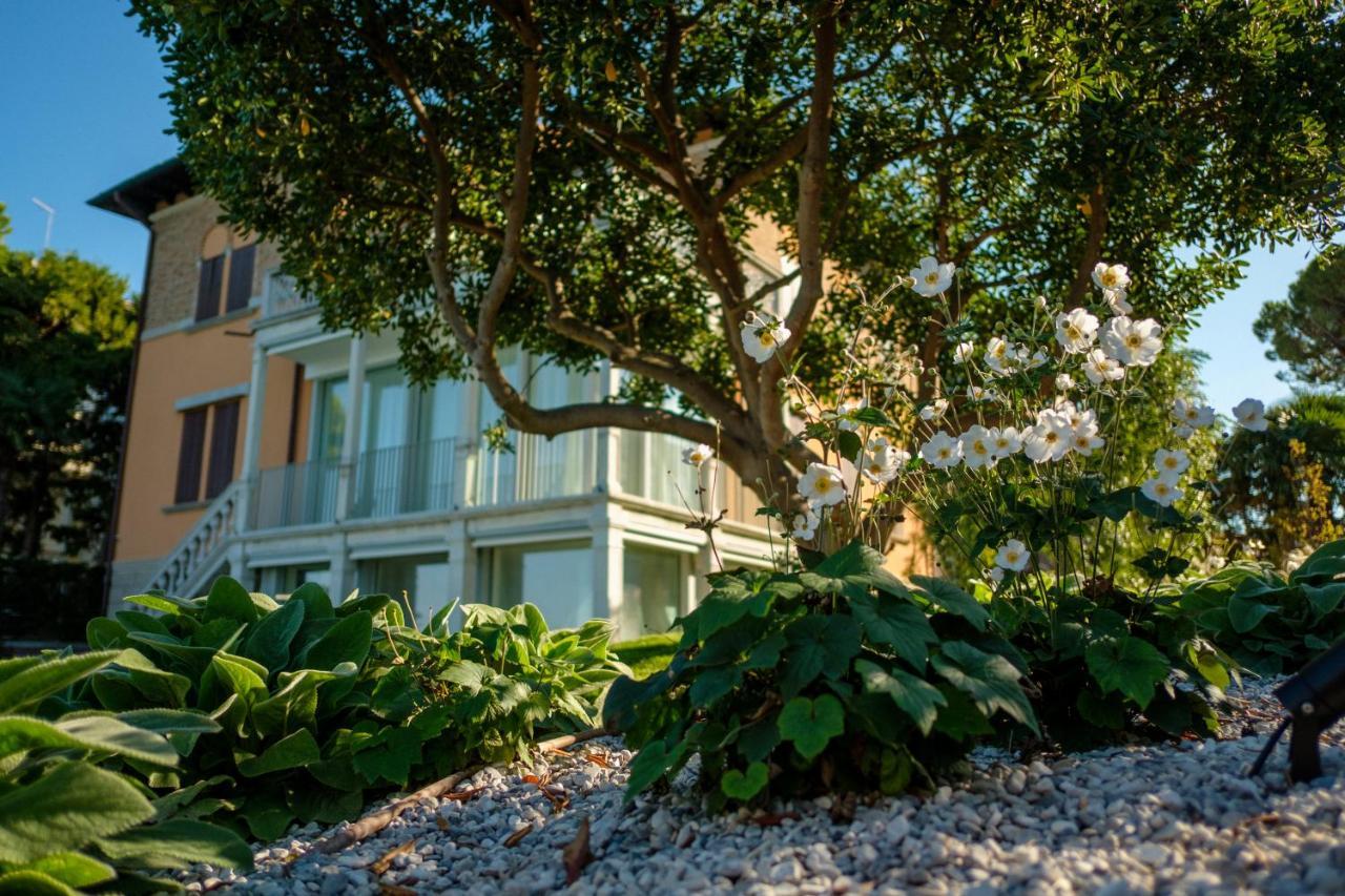 Ca' Delle Contesse - Villa On Lagoon With Private Dock And Spectacular View Lido di Venezia Exterior foto
